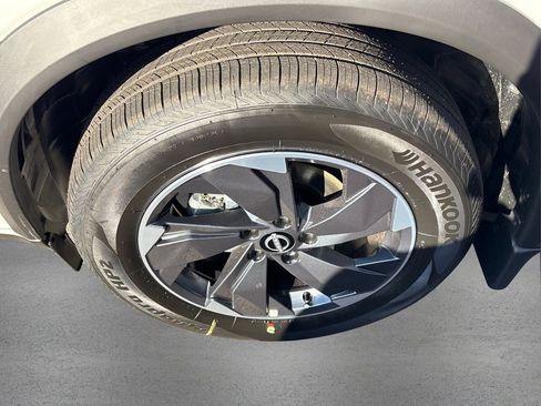 New 2026 Nissan Rogue SV image 12