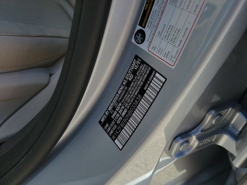 Used 2022 Mercedes-Benz E 350 4MATIC Sedan image 31