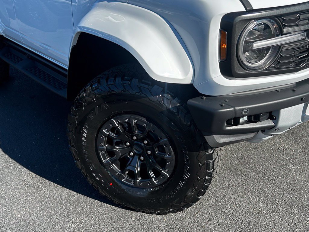 New 2026 Ford Bronco Raptor w/ Interior Carbon Fiber Pack AWD/4WD image 4