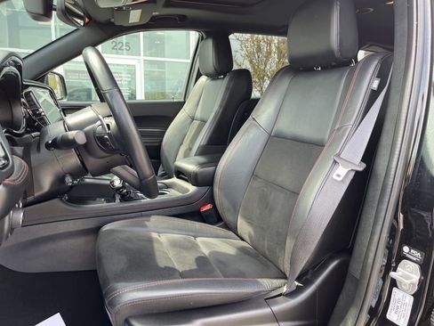Used 2022 Dodge Durango R/T w/ Trailer Tow Group IV AWD/4WD image 4