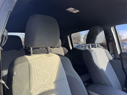 Used 2020 Toyota Tacoma TRD Off-Road w/ Technology Package image 20