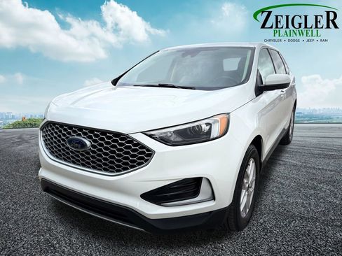 Used 2023 Ford Edge SEL AWD/4WD image 9