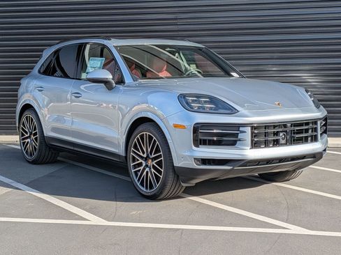 New 2026 Porsche Cayenne image 7
