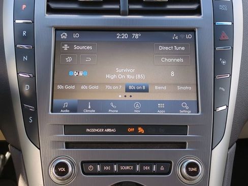 Used 2019 Lincoln MKZ Reserve image 16