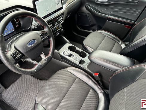 Used 2024 Ford Escape ST-Line w/ Tech Pack #1 image 10