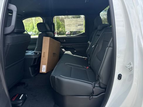 New 2026 Toyota Tundra Limited AWD/4WD image 16