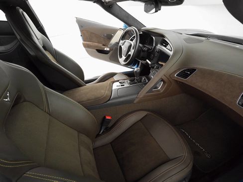 Used 2014 Chevrolet Corvette Stingray Coupe w/ 3LT Preferred Equipment Group image 14