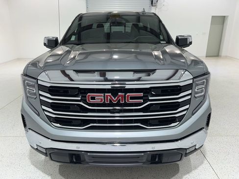 Used 2025 GMC Sierra 1500 SLT w/ SLT Premium Plus Package image 8