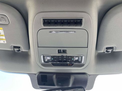Certified 2025 Ford F350 Lariat w/ Lariat Ultimate Package AWD/4WD image 28
