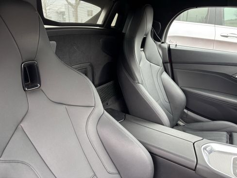 Used 2020 BMW Z4 M40i w/ Premium Package image 35