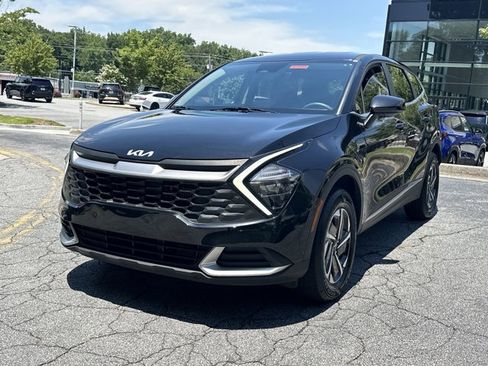 Certified 2023 Kia Sportage LX AWD/4WD image 2