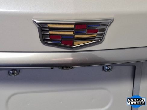 Certified 2025 Cadillac XT6 Premium Luxury image 8