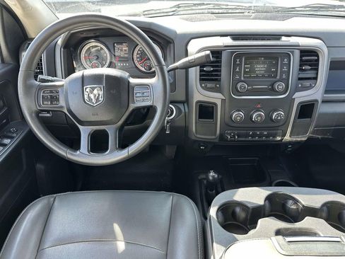 Used 2018 RAM 5500 Tradesman w/ Chrome Appearance Group image 9