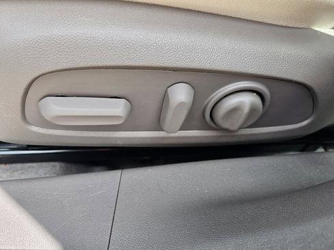 Used 2024 Chevrolet Malibu LT image 17