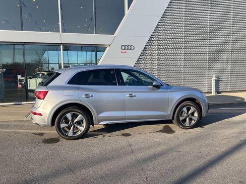 Used 2022 Audi Q5 2.0T Premium Plus w/ Premium Plus Package image 17