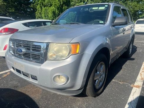 Used 2012 Ford Escape XLT FWD image 1