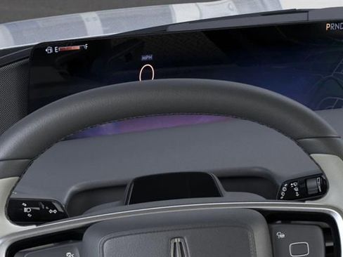 New 2026 Lincoln Navigator Reserve image 13