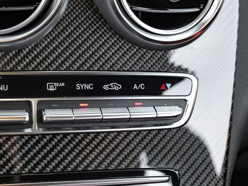 Used 2022 Mercedes-Benz GLC 43 AMG 4MATIC image 28