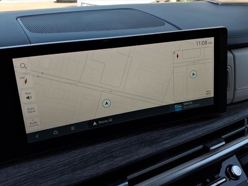 Used 2025 Hyundai Santa Fe Limited image 31