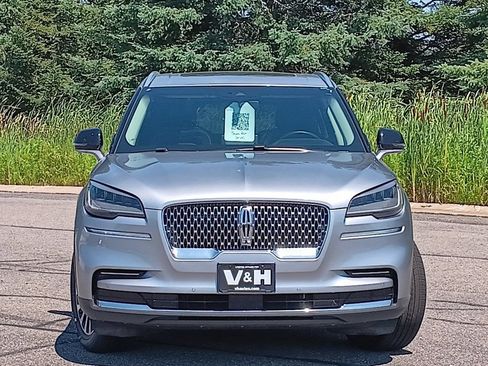 Used 2023 Lincoln Aviator Reserve AWD/4WD image 30