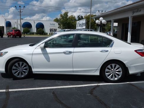 Used 2013 Honda Accord EX image 10