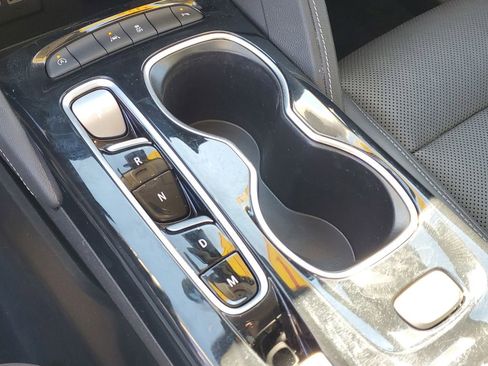 Used 2021 Buick Envision Essence w/ Sport Touring Package image 39