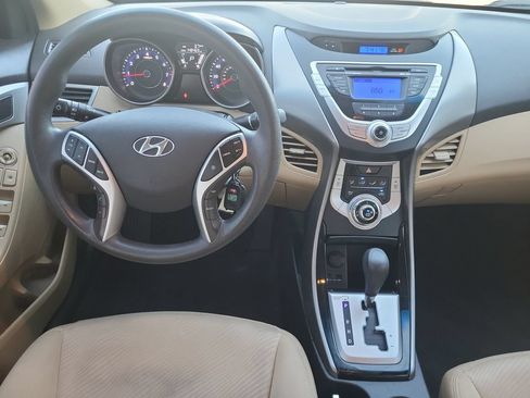 Used 2012 Hyundai Elantra GLS w/ Preferred Pkg 3 FWD image 17