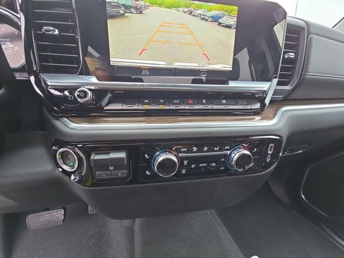 New 2026 GMC Sierra 1500 Elevation image 72