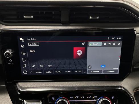 Used 2024 GMC Sierra 1500 AT4 w/ Technology Package image 19