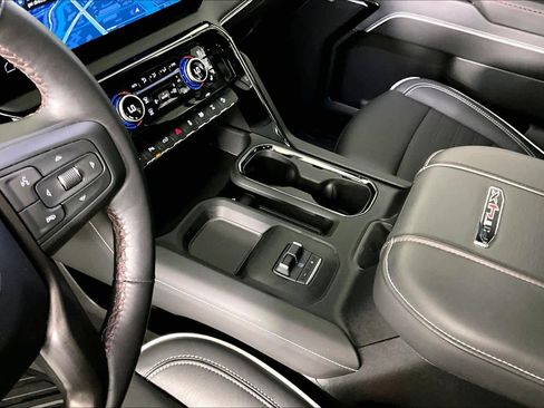 Used 2025 GMC Sierra 2500 AT4X w/ AT4X AEV Edition AWD/4WD image 16