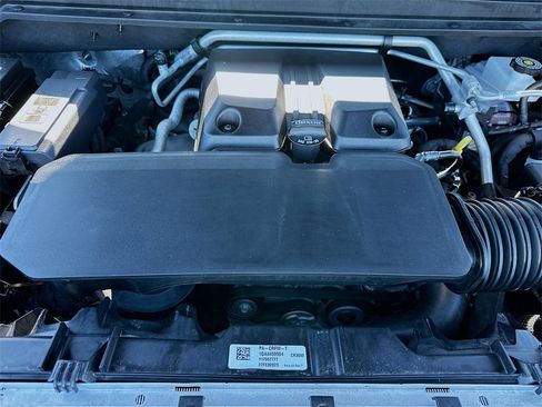 Used 2023 Chevrolet Colorado LT w/ LT Convenience Package II image 29