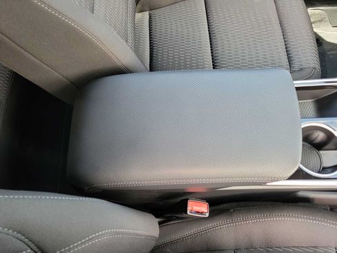 Used 2026 Chevrolet Equinox LT w/ Safety and Technology Package FWD image 20