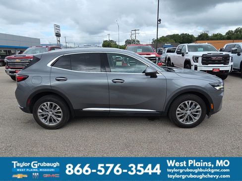 Used 2022 Buick Envision Preferred FWD image 9