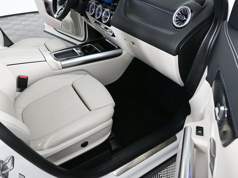 Certified 2026 Mercedes-Benz GLA 250 image 22