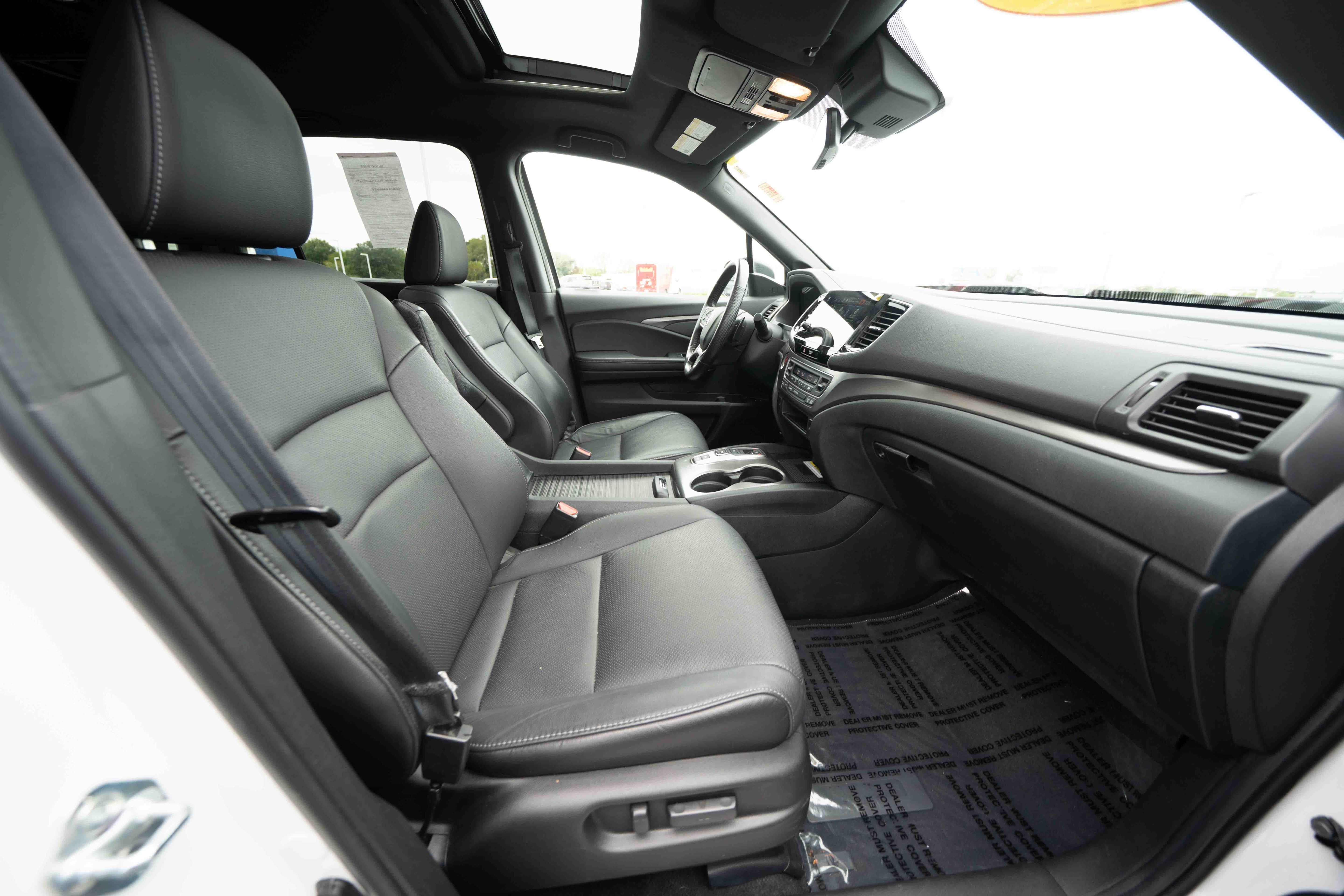 Used 2023 Honda Passport EX-L image 27