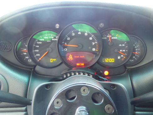 Used 2002 Porsche 911 Carrera image 81