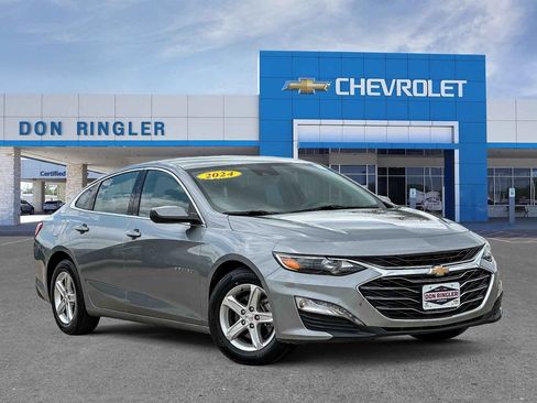 Used 2024 Chevrolet Malibu LT FWD image 1