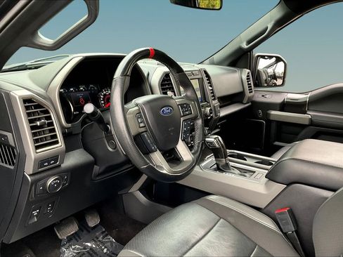 Used 2019 Ford F150 Raptor w/ Equipment Group 802A Luxury AWD/4WD image 17