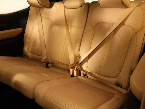 Used 2023 Jeep Grand Wagoneer Series III w/ HD Trailer Tow Package image 14