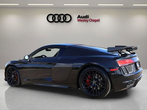 Used 2018 Audi R8 V10 image 3