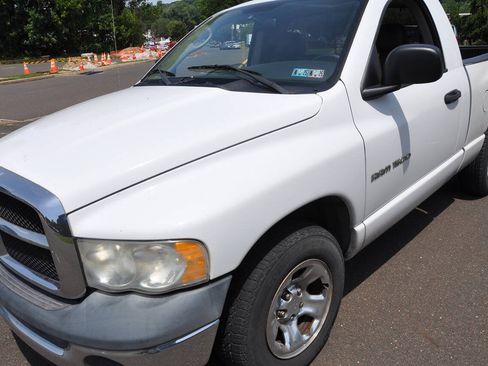Used 2003 Dodge Ram 1500 Truck ST RWD image 2