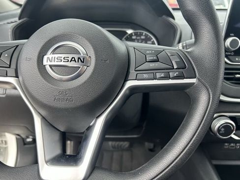 Used 2022 Nissan Altima 2.5 SV FWD image 27