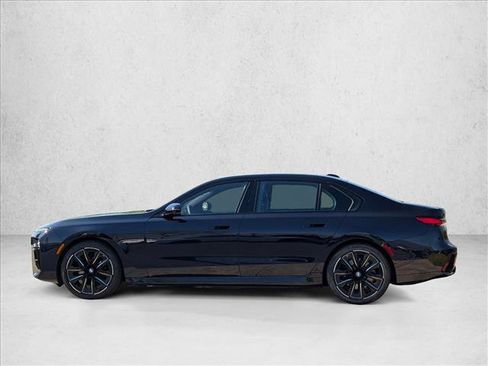 Used 2025 BMW i7 eDrive50 w/ M Sport Package RWD image 9