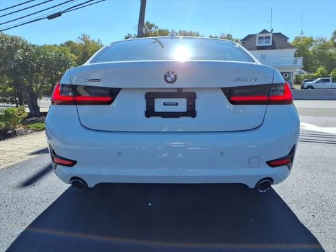Used 2021 BMW 330i xDrive Sedan w/ Convenience Package image 3