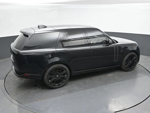 Used 2025 Land Rover Range Rover SE AWD/4WD image 35