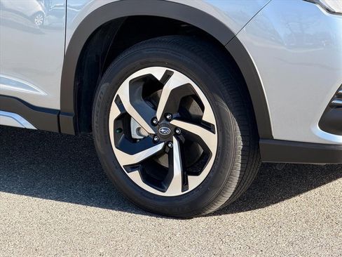 Used 2023 Subaru Forester Touring image 27