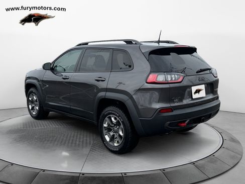 Used 2019 Jeep Cherokee Trailhawk w/ Cold Weather Group AWD/4WD image 5
