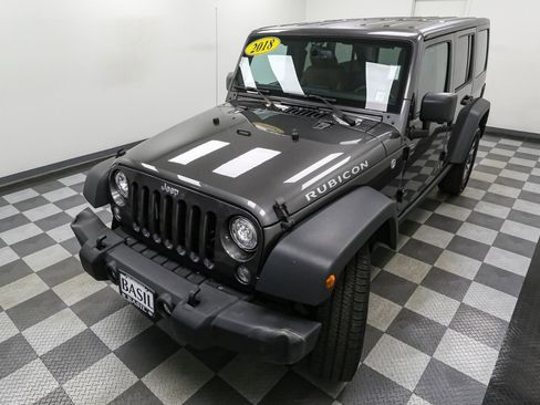 Used 2018 Jeep Wrangler Unlimited Rubicon w/ Dual Top Group image 6