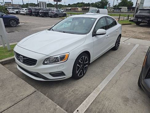 Used 2018 Volvo S60 T5 Dynamic w/ Vision Package FWD image 1