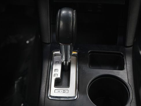 Used 2017 Subaru Outback 2.5i Premium image 18